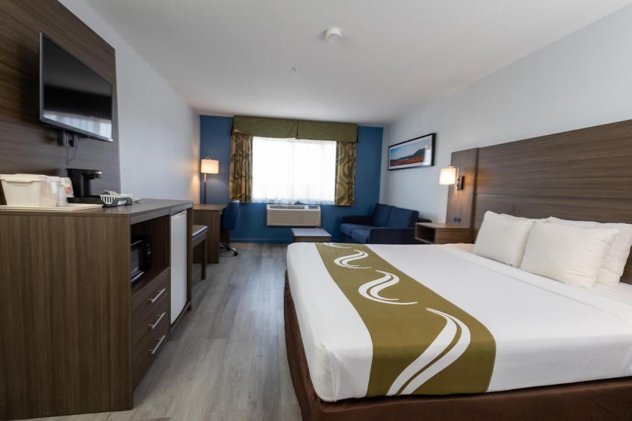 Quality Inn & Suites Tulare Ngoại thất bức ảnh